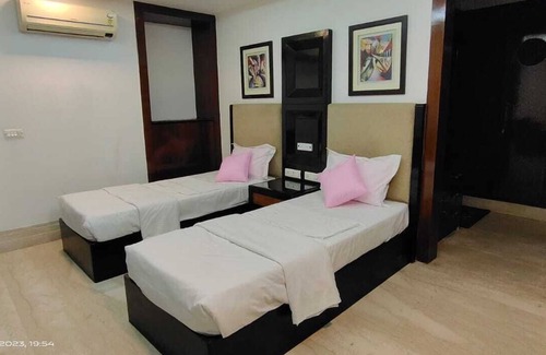 Greater Kailash I House | Taj Inn Residency Kailash Colony