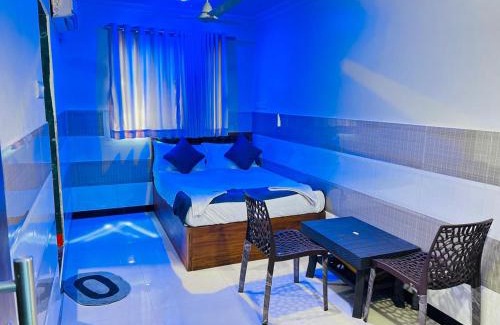 Nerul Hotel | Taj Lodging & Boarding Turbhe