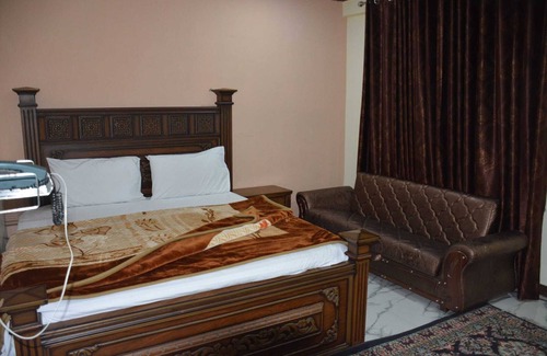 Azad Kashmir Hotel | Taj Pearl Continentail Hotel