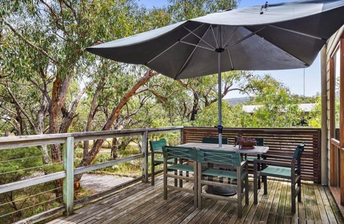 Moggs Creek Cottage | Tajm - Bush Views and a Flat Walk to the Beach
