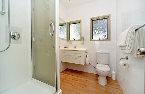 Takapuna Hotel | Takapuna Motor Lodge