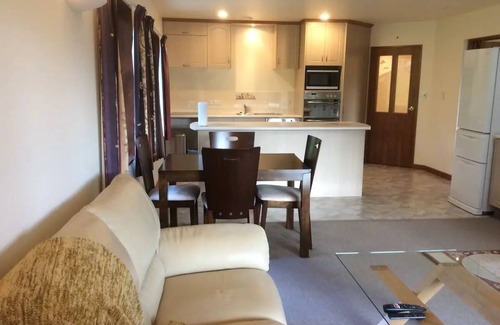 Arundel Apartment | Take a Break in the Country - 1 Bedroom Apartment