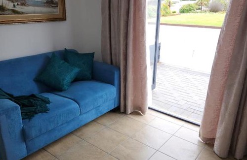 Jacobs Bay House | Take It Easy