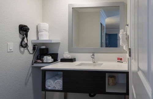 Milpitas House | Take time for travel in the heart of Silicon Valley !