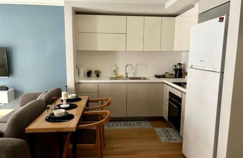 Cihangir Apartment | Taksim Lagirio Residence - Comfort Quadruple Room
