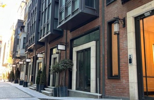 Cihangir Apartment | Taksim Lagirio Residence - Comfort Quadruple Room