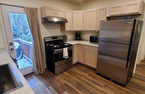 Taku - Campbell House | Taku Area duplex with yard and campbell creek trail