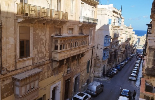 Valletta Apartment | Tal-Munfuha- Centrally located Space.