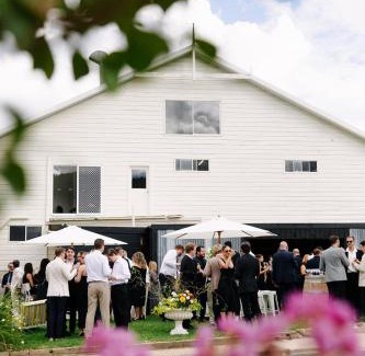 Talbingo Hotel | Talbingo Lodge - Selwyn Accommodation