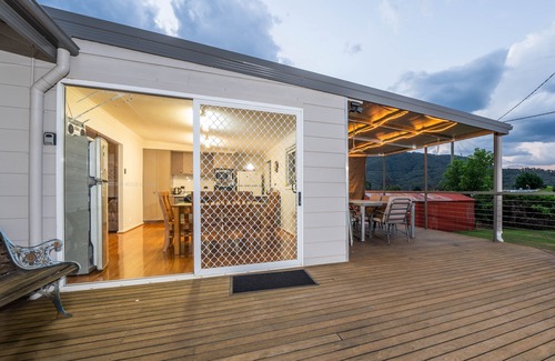 Talbingo House | Talbingo Treasure Getaway
