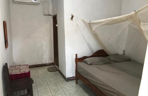 Rote Island Hotel | Talenta Mas Homestay