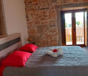 Penela House | Taliscas Stone Charm