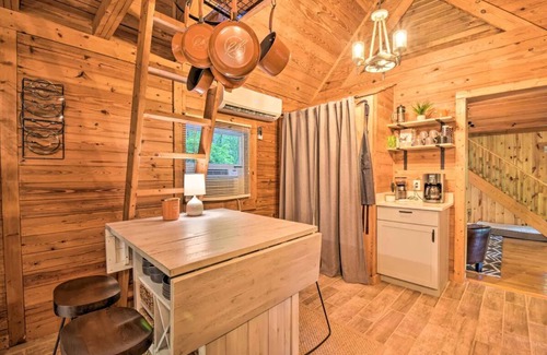 Jasper Cabin | Talking Rock Creek Cabin - 1.2acres with beautiful creek running through it.