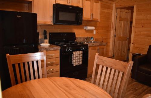 Fall City Resort | Tall Chief Camping Resort Cottage 4