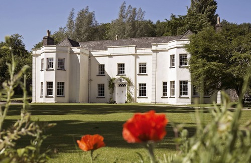 Llanfihangel Tal-y-llyn House | Tall John's House: Large Georgian Manor House In Extensive Grounds near Brecon