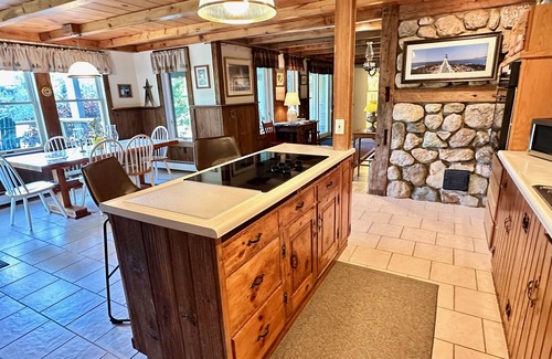 Mount Desert House | Tall Pines Retreat, Somesville|Mt. Desert. 15 min to Bar Harbor, 5 to Acadia
