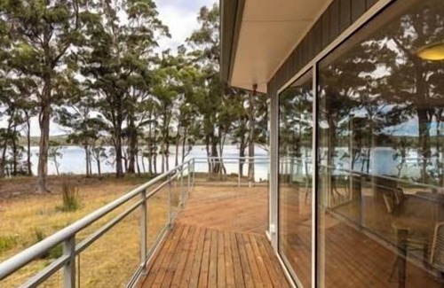 Hastings House | Tall Trees waterfront retreat