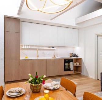 Pelgulinn Apartment | TallinnHousing Pelgulinn Urban Elegance & Parking