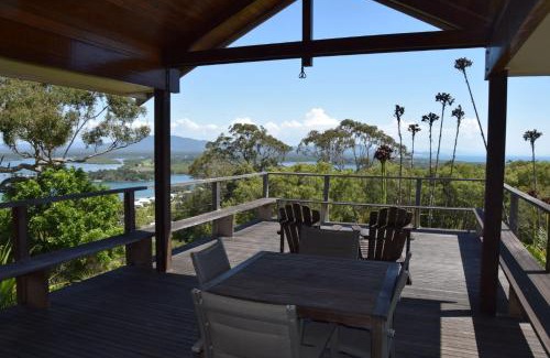 South West Rocks House | Tallowood - Bring your own linen.
