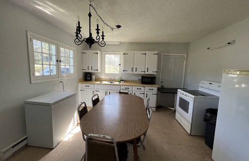 Lake of Bays Cabin | Tally-Ho Inn