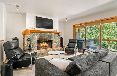 Nordic Estates House | Taluswood 14 by Outpost Whistler