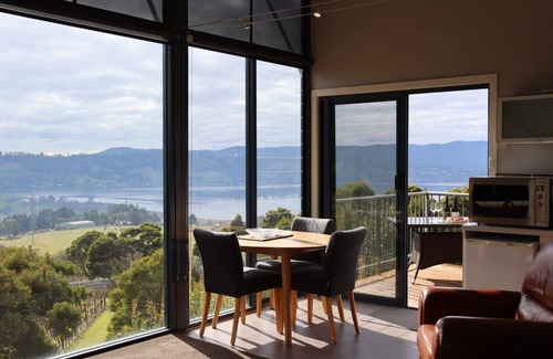 Grindelwald Apartment | Tamar Ridge Winery Apartment