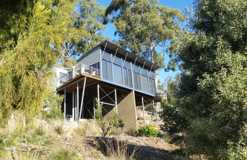 Grindelwald Apartment | Tamar Ridge Winery Apartment