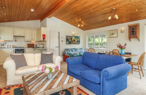 Saint John Cottage | TAMAR VIEW LODGE, pet friendly, country holiday cottage in Millbrook
