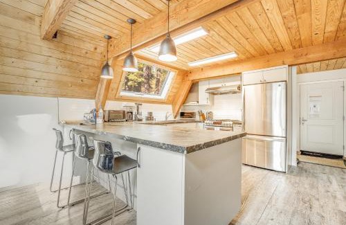 Chamberlands House | Tamarack by AvantStay Remodeled Chamberlands Full Beach Pool Access