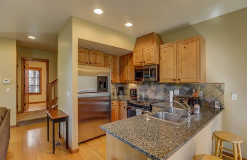 Tamarack Resort House | Tamarack Ski Resort Townhome - Elegant couple's retreat - Path to chairlift - Golf