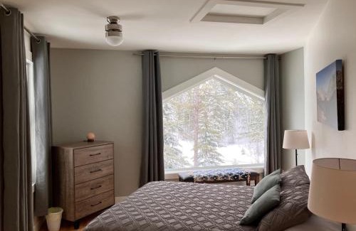 Golden House | Tamarack Suite