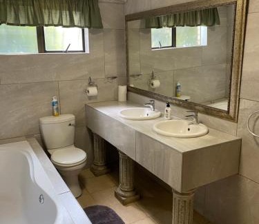 Benoni Cabin | Tamarisk Guest Lodge