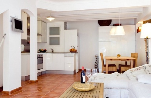 Tamariu Apartment | Tamariu B, two steps from beach