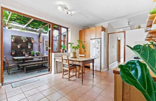 Cape Town City Centre House | Tamboerskloof Retreat 4BR House Including Cottage!