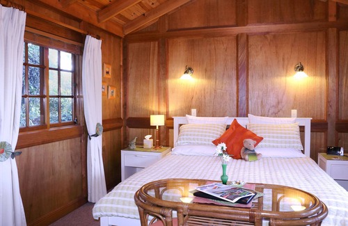 Eagle Heights Bed & Breakfast | Tamborine Mountain B&B