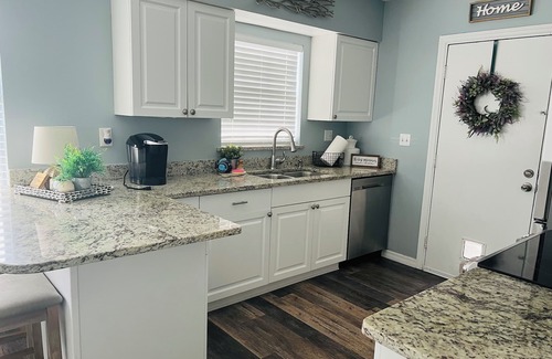 Tampa House | TAMPA ! 10min from de airport, 5 min James Stadium, 1 hour Disney 10 min Amelia