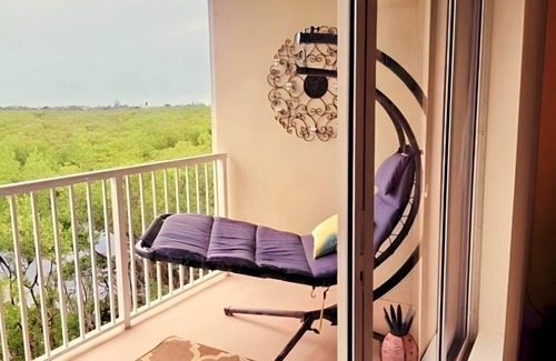Ruskin House | Tampa Bay Waterfront 2 bedroom 2.5 bath Townhome