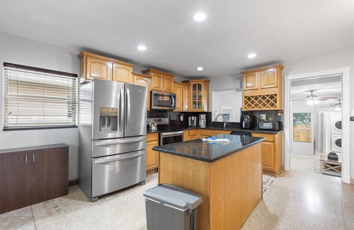 Riverside Heights House | Tampa Getaway - Sleeps 12 - Near Riverwalk & Downtown