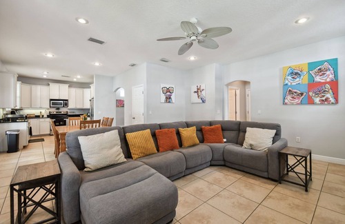 Ballast Point House | Tampa "Good Times" Home+GameRoom, Sleeps 12, 4br/3.5bth, Great Location/Backyard
