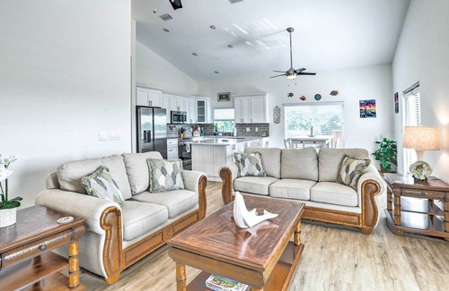 Port Tampa City House | Tampa House w/Patio, Near Downtown & Beaches!