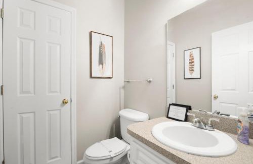 Hyde Park House | Tampa Hyde Park - Spacious 4 Bedroom & Walk to Hyde Park Village!