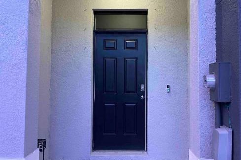 Riverview House | Tampa Modern Vacation Townhome