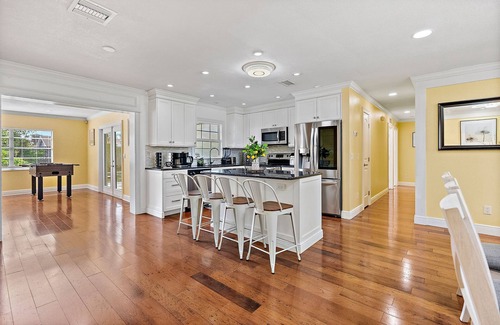 Bearss Plaza House | Tampa Nest, near Bucs Stadium and TPA