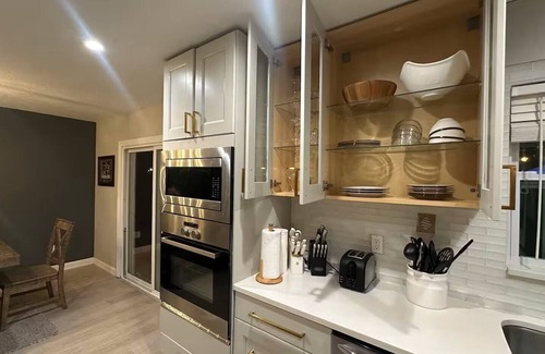 Country Place House | Tampa Oasis · Stylish 3 Bed, 3 Bath Home with Private Pool