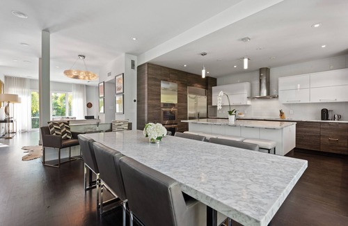 Ballast Point House | Tampa's #1 Rated Private 1 Acre Luxury Estate- Stunning Pool Spa-Best Location!