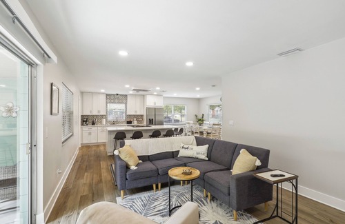 Riverside Heights House | Tampa Vacation Rental ~ 3 Mi to Downtown!