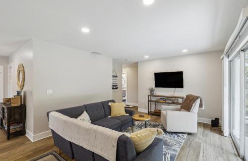 Riverside Heights House | Tampa Vacation Rental about 3 Mi to Downtown!