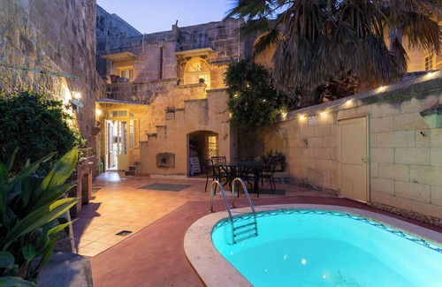 Santa Lucija Villa | Tan-Nanna Farmhouse