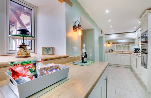 Denbigh House | Tan y Garth - Four Bedroom House, Sleeps 8