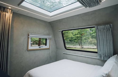 Dongshan RV Rental | tana camper van